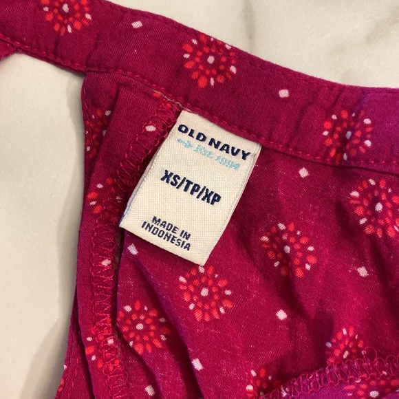 BUNDLE! Bundle of 7 tank tops! Size S,XS, M - Picture 3 of 13